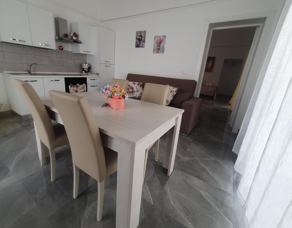 Apartamento Dimora Donna Madia Monopoli Exterior foto